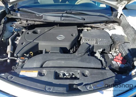 2015 Nissan Altima 2.5 S из США, поврежденный, VIN 1N4AL3AP2FC225610